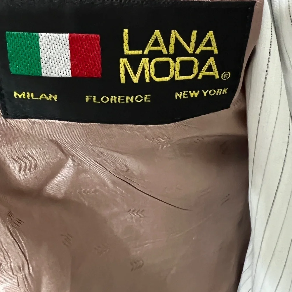 LANA MODA MENS LUXURY BLAZER MADE FROM IMPORTED FABRICS/ A WOOL☑️